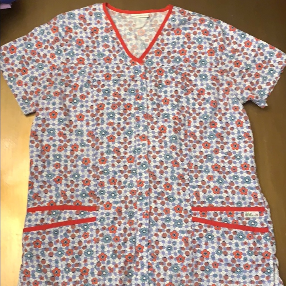 Scrub Top